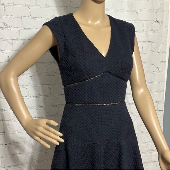 Rebecca Taylor - Picture 4 of 10